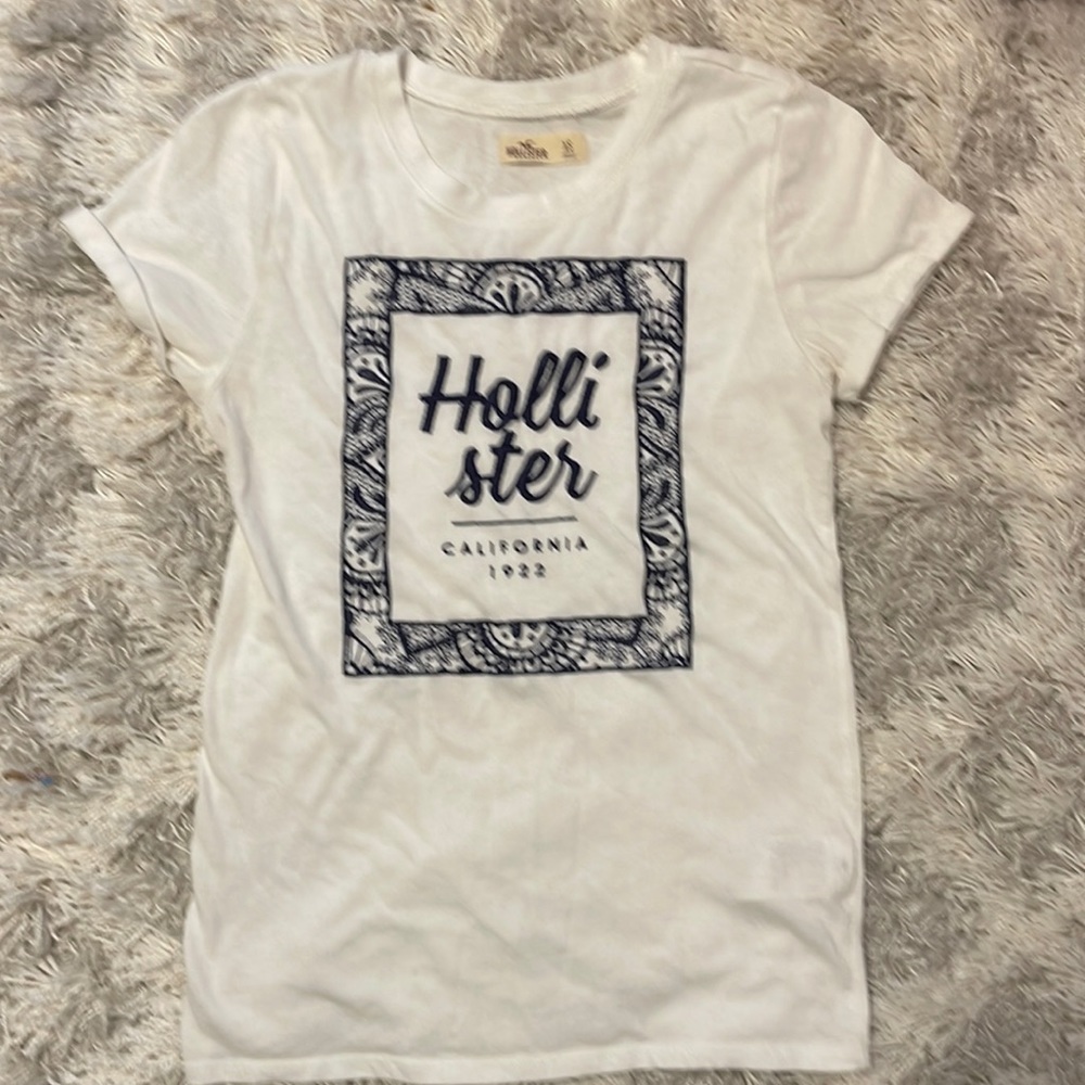 Hollister Top